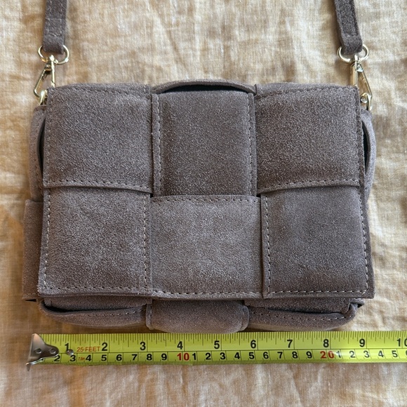 Viola Castellani Made in Italy woven leather cassette crossbody - Picture 4 of 17